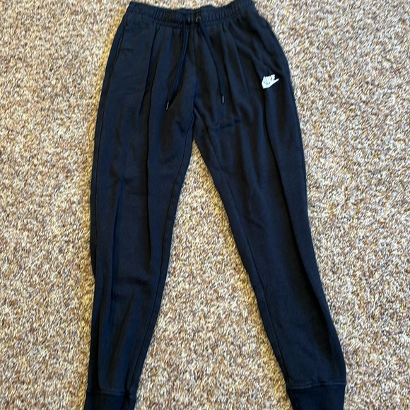 Nike fleece sweatpants, color black, size xs, women’s - Picture 1 of 4